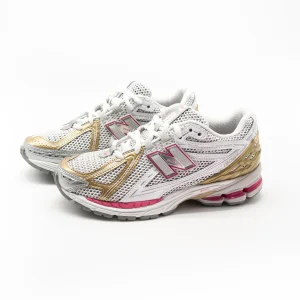 NEW BALANCE - NEW BALANCE 1906R SILVER METALLIC WHIT DRAGON BERRY AND WHITE