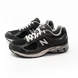 NEW BALANCE - NEW BALANCE 2002R BLACK CEMENT CON CASTLEROCK