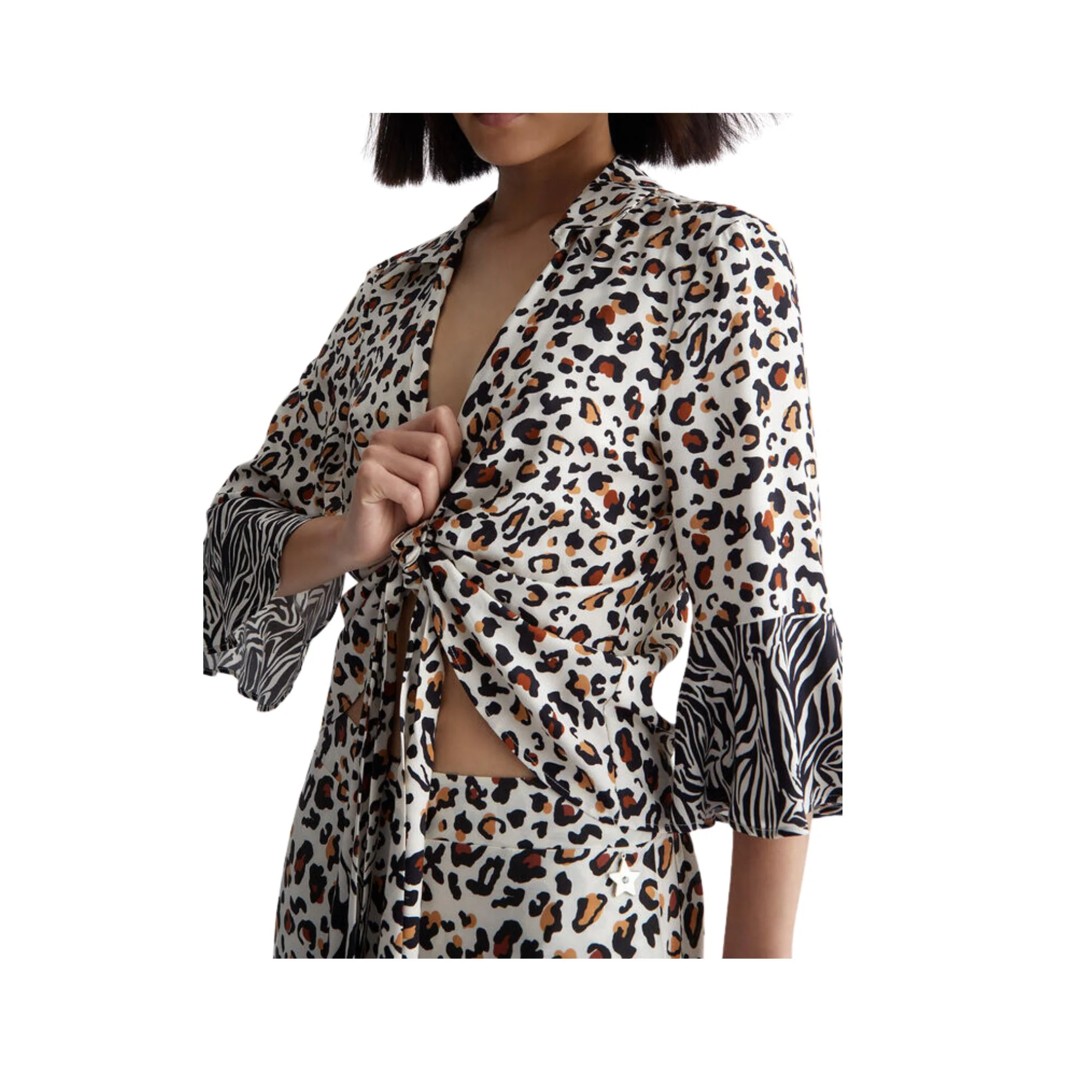 Blusa animalier ecosostenibile donna - Macula fondo bianco - immagine 6