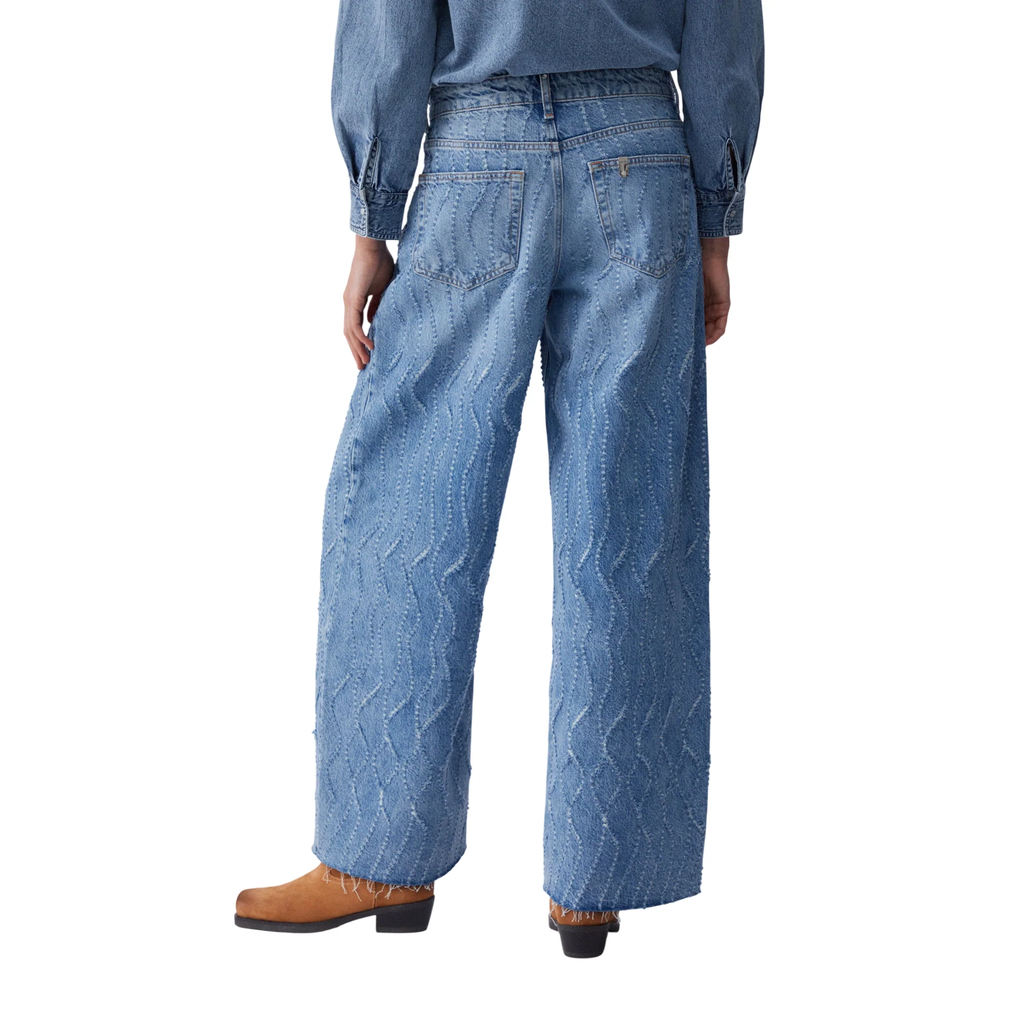 Jeans flare Donna con dettagli laserati - immagine 4