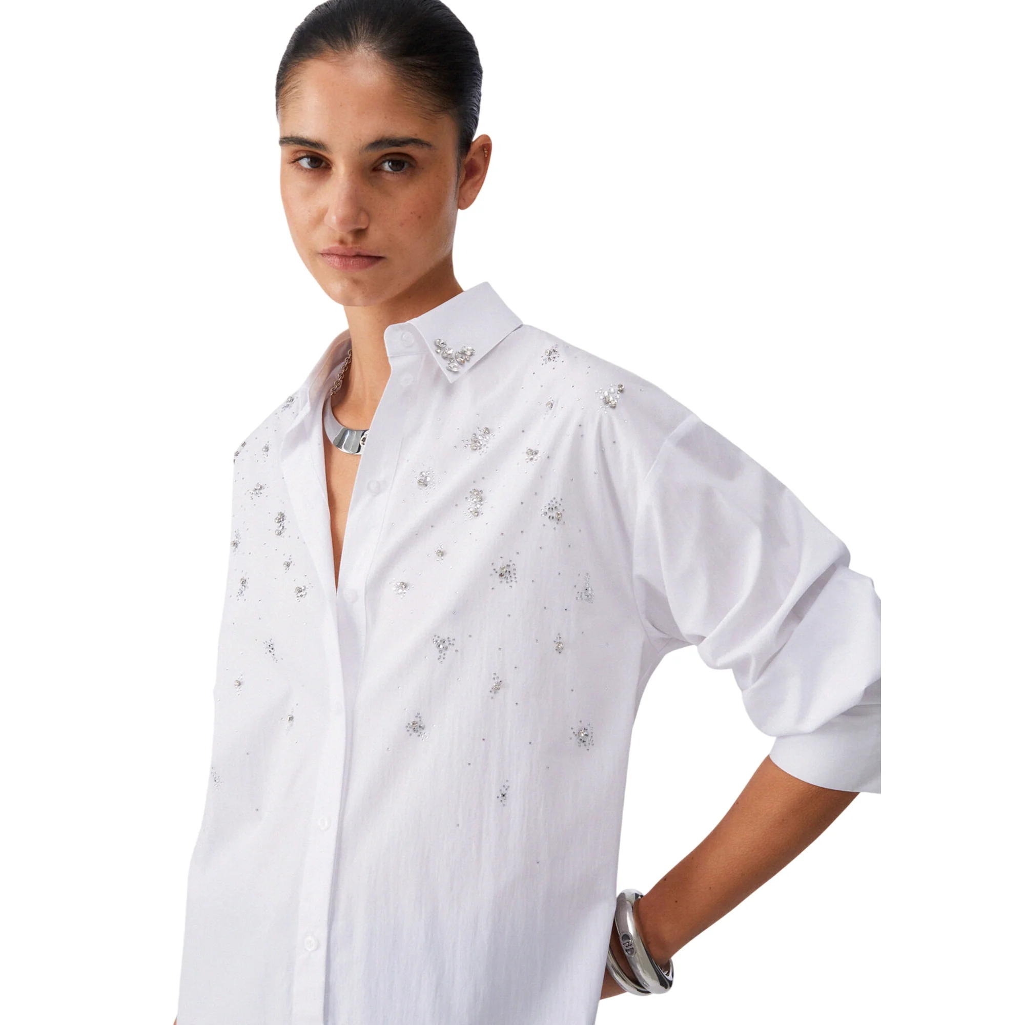 Abito bianco impreziosito con ricami gioiello - immagine 8