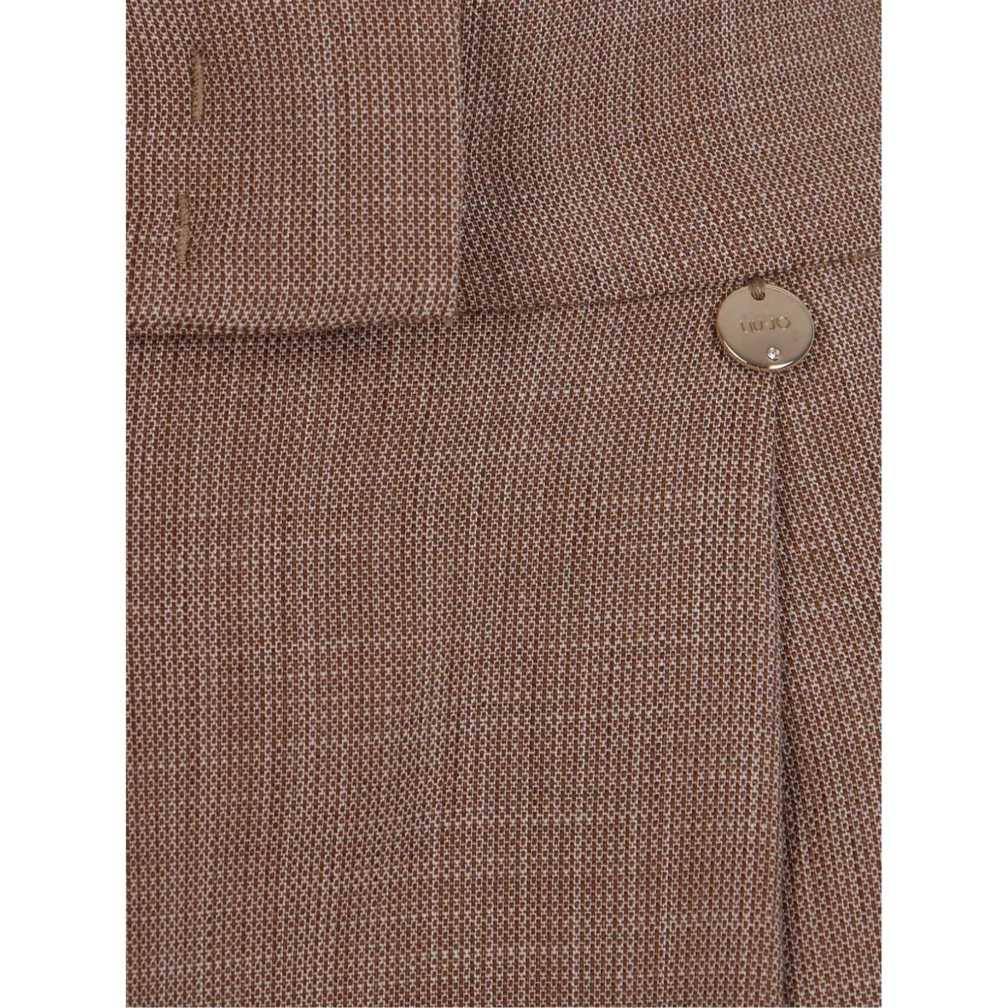 Pantaloni lunghi marroni con pieghe frontali - immagine 4