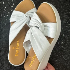 Sandalo Scalzato TheFlexx DS24