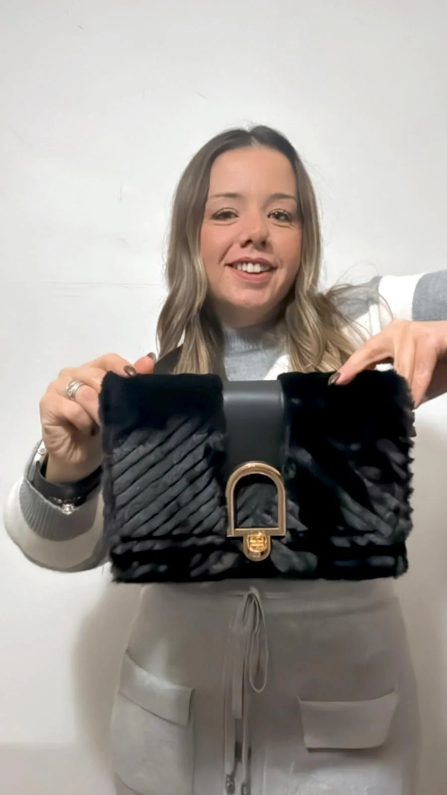 Borsa Gaudì In similpelle con patta V2AI-11 - immagine 8
